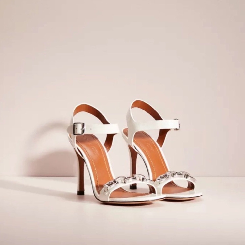 Coach "Bonnie" Slingback Patent Leather White Heeled Sandal sz 8 - Picture 13 of 14